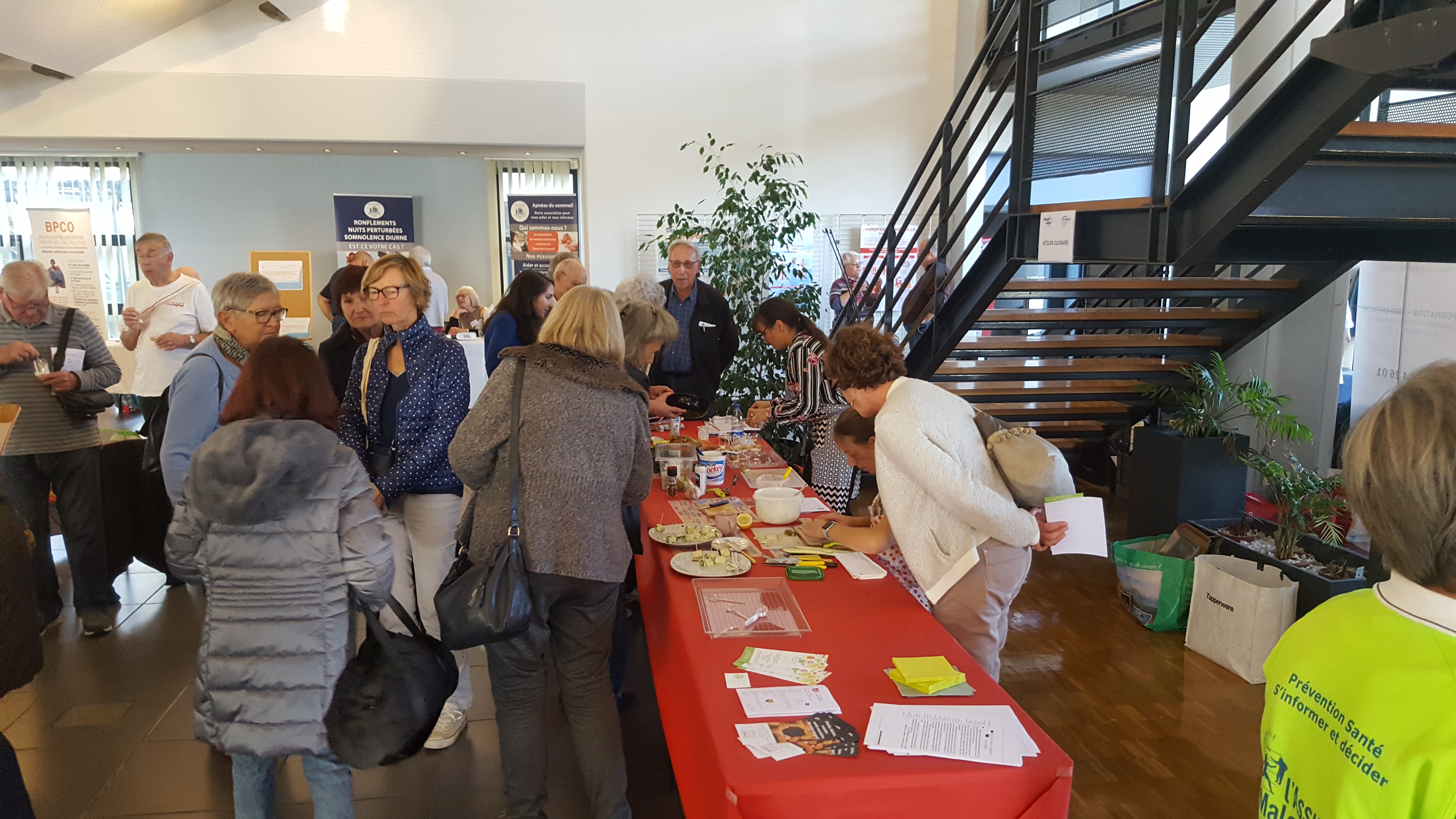 Dégustation apéritif diététique à la journée du cur